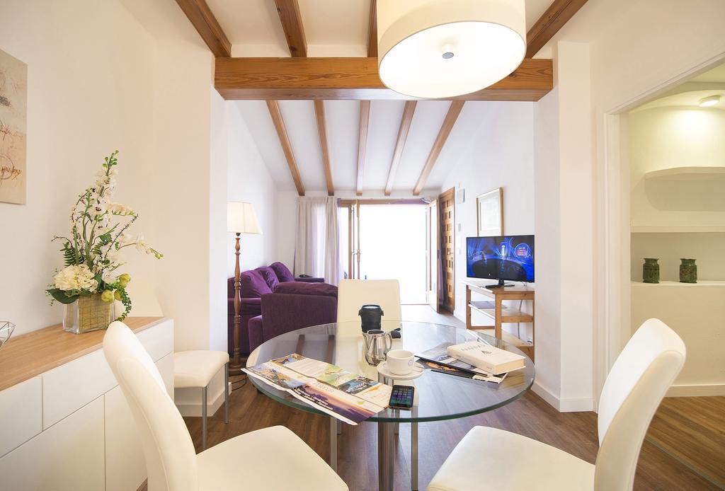 Apartamentos Miramar Port de Pollenca Bagian luar foto