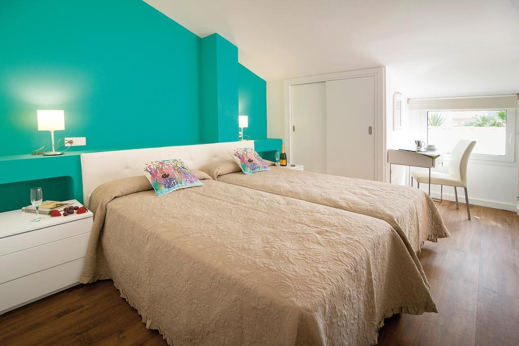 Apartamentos Miramar Port de Pollenca Bagian luar foto